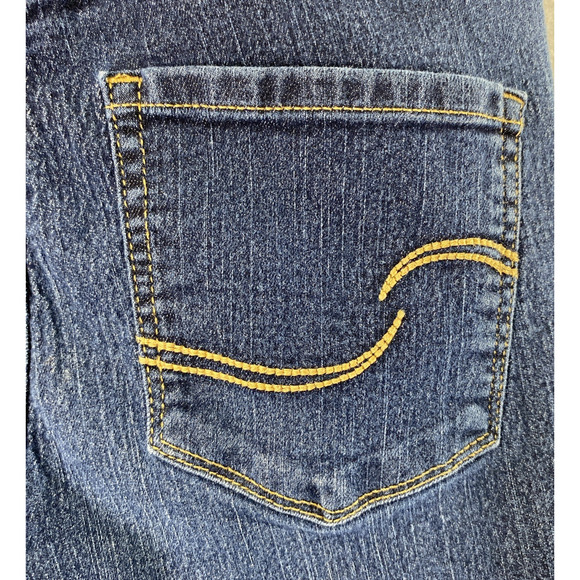 Levi Strauss Signature Modern Capri Jeans Womens Size 6 Dark Wash Denim Stretch - Picture 12 of 12